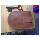 Sight from gun mount in leather case approx. 5. As shown.