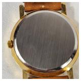 New Beautician/Barber Watch White Face Gold Hands Quartz  Leather Band