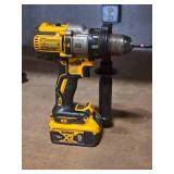 DeWalt® 1/2" (13mm) 20V Drill Driver DCD991 with DeWalt 20V 5Ah Lithium Ion Battery