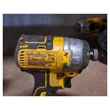 DeWalt® 1/4" (6mm) 20V 5Ah Impact Driver DCF887 with DeWalt 20V 4Ah Lithium Ion Battery