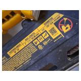 DeWalt® 20V Cordless Paper-Tape Framing Nailer | 30-34 degree | 2" to 3-1/2" x .113 to .131" DCN692 with DeWalt 20V 5Ah Lithium Ion Battery