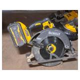 DeWalt® 7-1/4" 60V Brushless Circular Saw DCS578 with DeWalt 20V/60V 9Ah Flex Volt Lithium Ion Battery