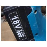 Makita® Cordless 36 Volt Dual Battery Blower XBU02 with (2) 18V Batteries