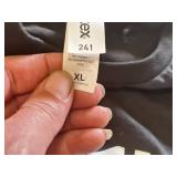 Swan Knit Cap and 4 Hands Brewing T-Shirt X-Large (black)