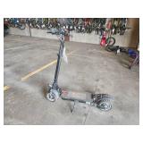 Jue Shuai 48V 20Ah (960Wh) Lithium Battery-Powered Scooter (Black)