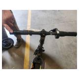 E-Zip Electric Scooter E400 (Black)