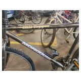 Mongoose Hilltop 22" Men