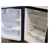 Frigidaire Refrigerator Freezer FFHT2117LB6 (Black)