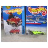 (EC1) Assorted Hot Wheels in Packag...