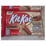 (B-1) 12 Kit Kat Chocolate Frosted ...