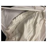 Medium Feather Down Pillow Set