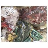 Remington  & Federal  Wads | 2 3/4" Rem , Green & Gold 2 3/4" Federal WADS  in 12 gallon tote