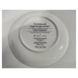 Hummel "Apple Tree Boy and Girl" Collectible Plate