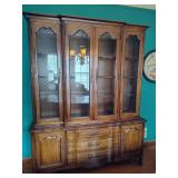 Thomasville China Cabinet  **NOTE S. MPLS Pick Up Location**