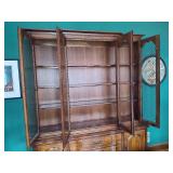 Thomasville China Cabinet  **NOTE S. MPLS Pick Up Location**