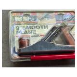 9" Great Neck Smooth Plane in Blister Packaging