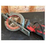 Bauer 4-1/2" Compact Circular Saw Model 19710E-B