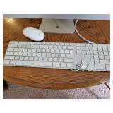 Apple iMac Desktop Computer with Keyboard and Mouse