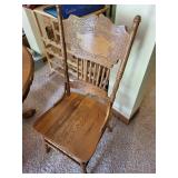 Vintage Oak Dining Table with 4 Matching Double Pressed Backed Chairs and Extension Leaf
