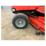 Simplicity Prestige Garden Tractor