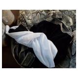 J Queen New York Queen Size Comfort...