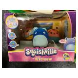 Squishville by Squish Mallows - Back to school, Hamburger Plush and Avocado Dog/Sloth