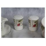 Mikasa Intaglio Strawberry Fair 7-Piece Dinnerware Set with Accessories