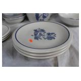Set of Vintage Pfaltzgraff Yorktowne Blue Floral Dinnerware