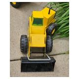Tonka Construction Stand Box Toys