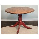 Stylish Farmhouse Chic Round Dining Table