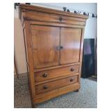 Beautiful Farmhouse Chic Entertainment Cabinet