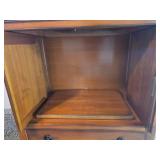 Beautiful Farmhouse Chic Entertainment Cabinet