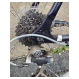 Nice Large GIANT Innova Men