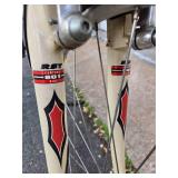 Nice Large GIANT Innova Men