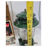 Nice Condition Vintage COLEMAN Lantern w/Original Box