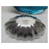 Beautiful Set of Unused Julia Knight Blue Enameled Shell Bowls