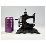 Nice Antique Cast Iron Toy Sewing Machine