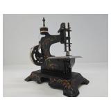 Nice Antique Cast Iron Toy Sewing Machine