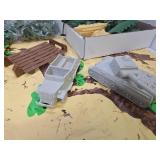 LARGE Lot of Vintage Green Plastic Army Men