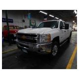 2013 Chevy Silverado 2500HD LOW MILES!!!