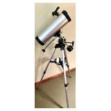 Meade Reflector Telescope with Tripod and Accessories