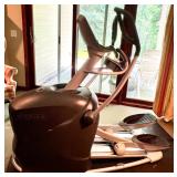 Octane Fitness Q37x Elliptical Trainer