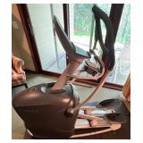 Octane Fitness Q37x Elliptical Trainer
