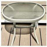 Round Outdoor Patio Table with Tempered Glass Top