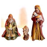 Vintage 17-Piece Nativity Set with Illuminated Stable