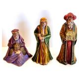 Vintage 17-Piece Nativity Set with Illuminated Stable