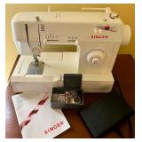Singer Model 2517 Sewing Machine with Accessories