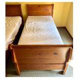 Wood Twin Sleigh Bed with Mattress