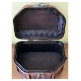 Set of 2 Woven Wooden Storage Chests with Latch Closures