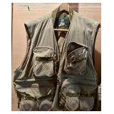 Orvis Fishing Outfit: Vest, Waders & Net - Size L/LSH